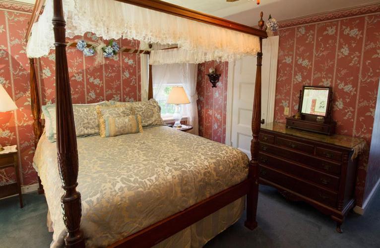 Anne'S White Columns Inn Бар-Гарбор Номер фото